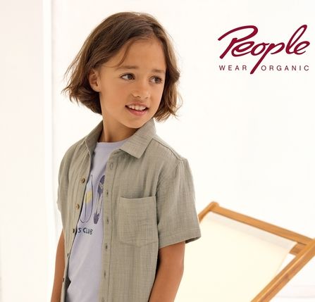 People Wear Organic Hemd Musselin khaki + T -Shirt Surf hellblau + Shorts Frotee blau